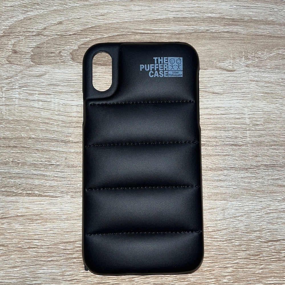 iPhone XR Puffer Case Urban Sophistication !
